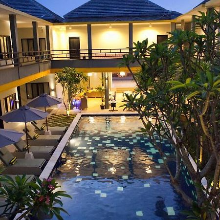 Palloma Hotel Kuta Kuta Lombok Extérieur photo