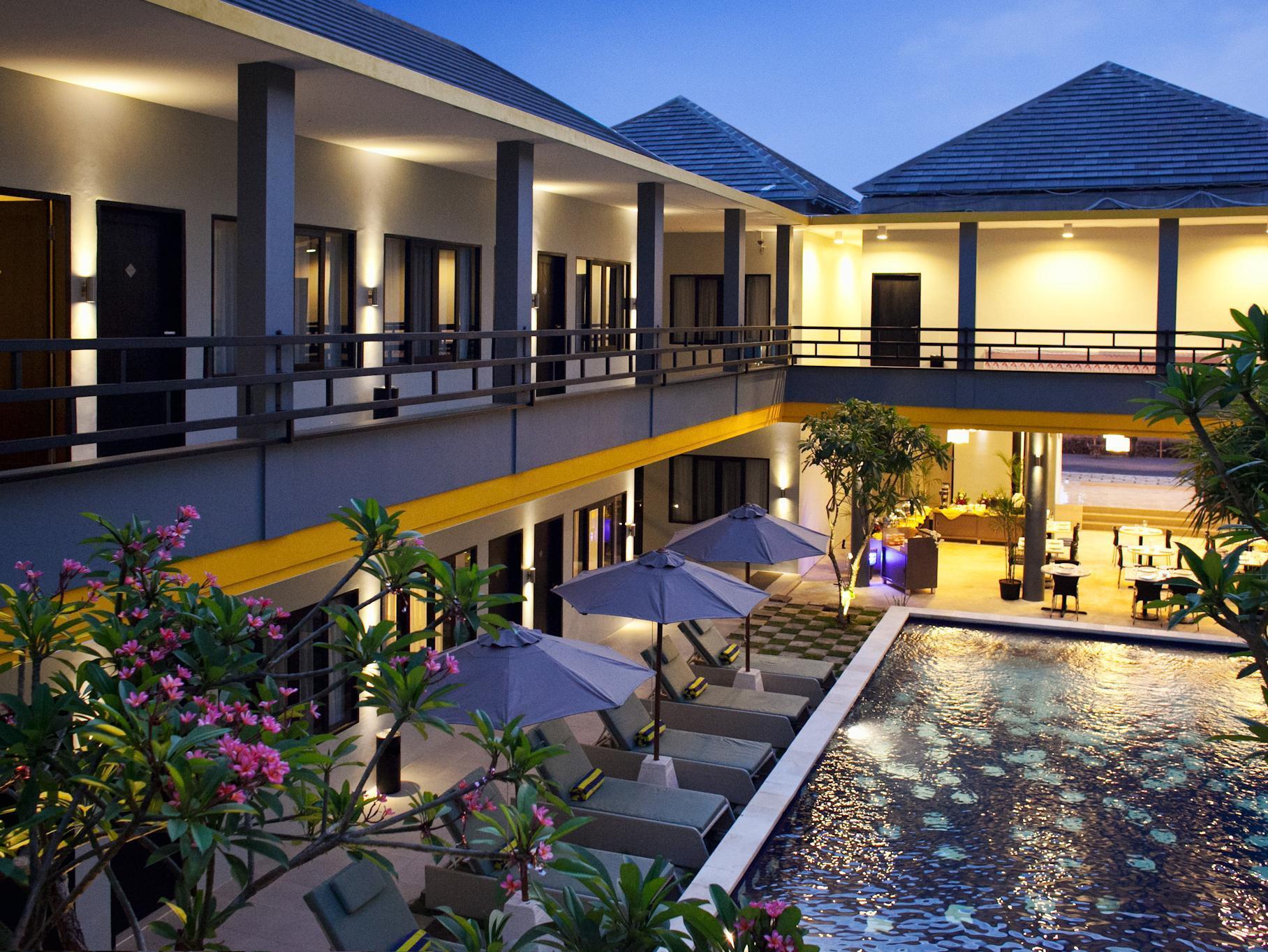 Palloma Hotel Kuta Kuta Lombok Extérieur photo