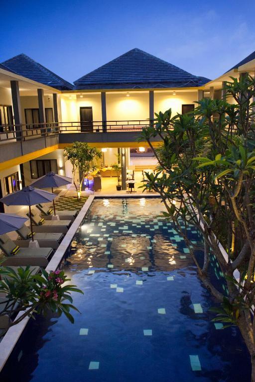 Palloma Hotel Kuta Kuta Lombok Extérieur photo