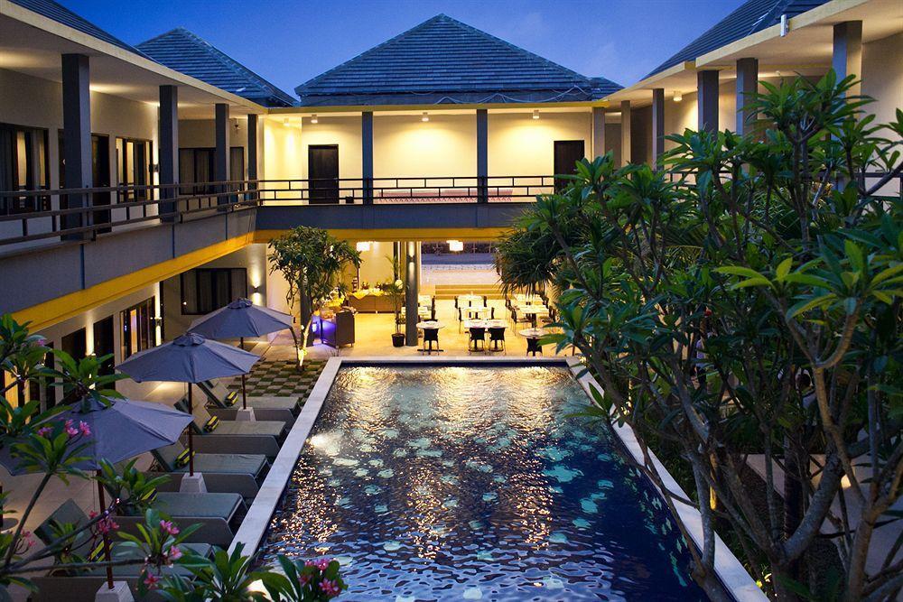 Palloma Hotel Kuta Kuta Lombok Extérieur photo