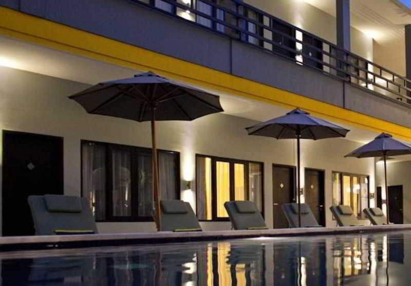 Palloma Hotel Kuta Kuta Lombok Extérieur photo