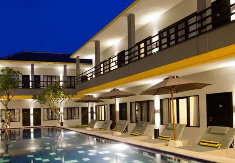 Palloma Hotel Kuta Kuta Lombok Extérieur photo