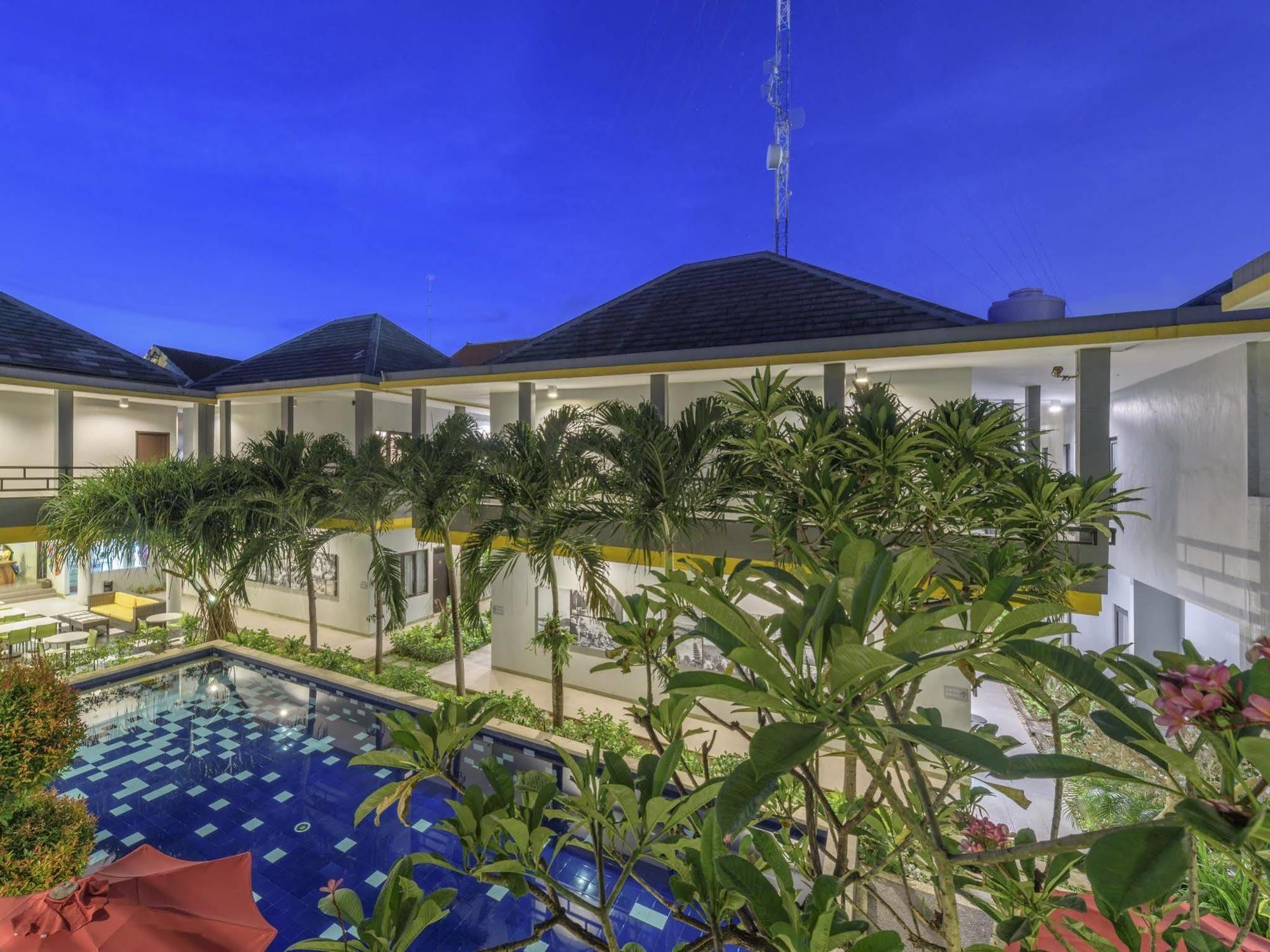 Palloma Hotel Kuta Kuta Lombok Extérieur photo