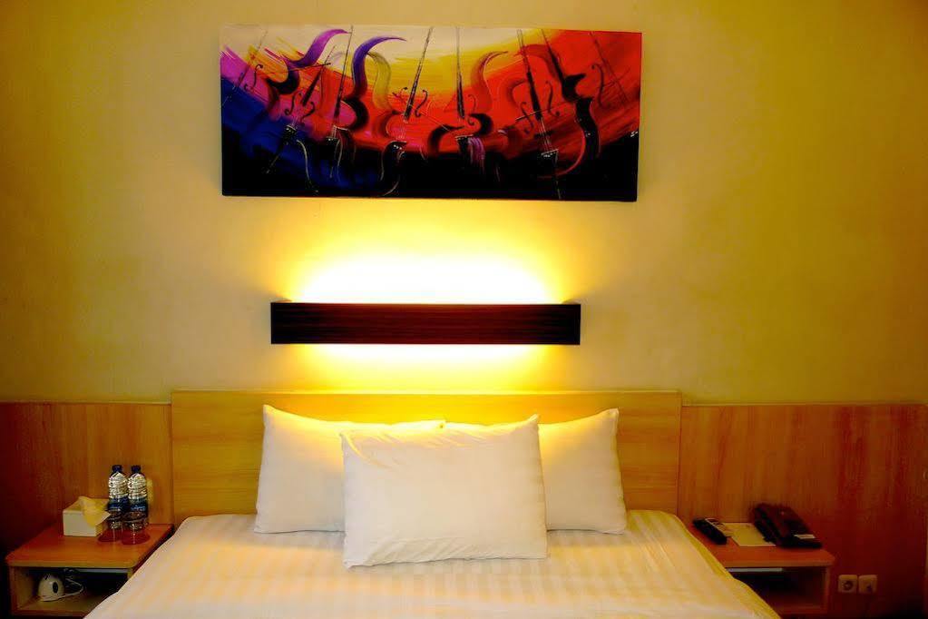 Palloma Hotel Kuta Kuta Lombok Extérieur photo
