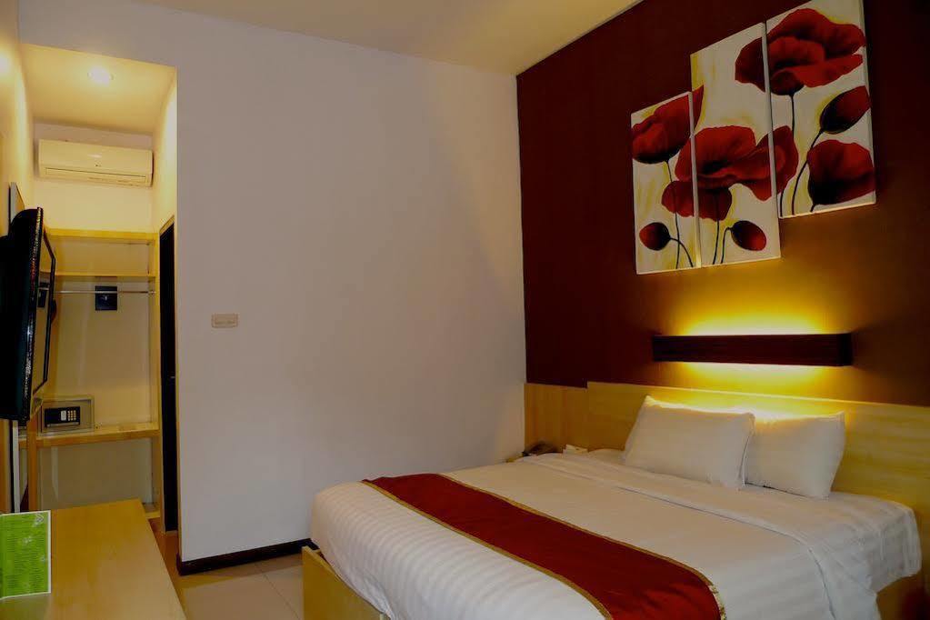 Palloma Hotel Kuta Kuta Lombok Extérieur photo